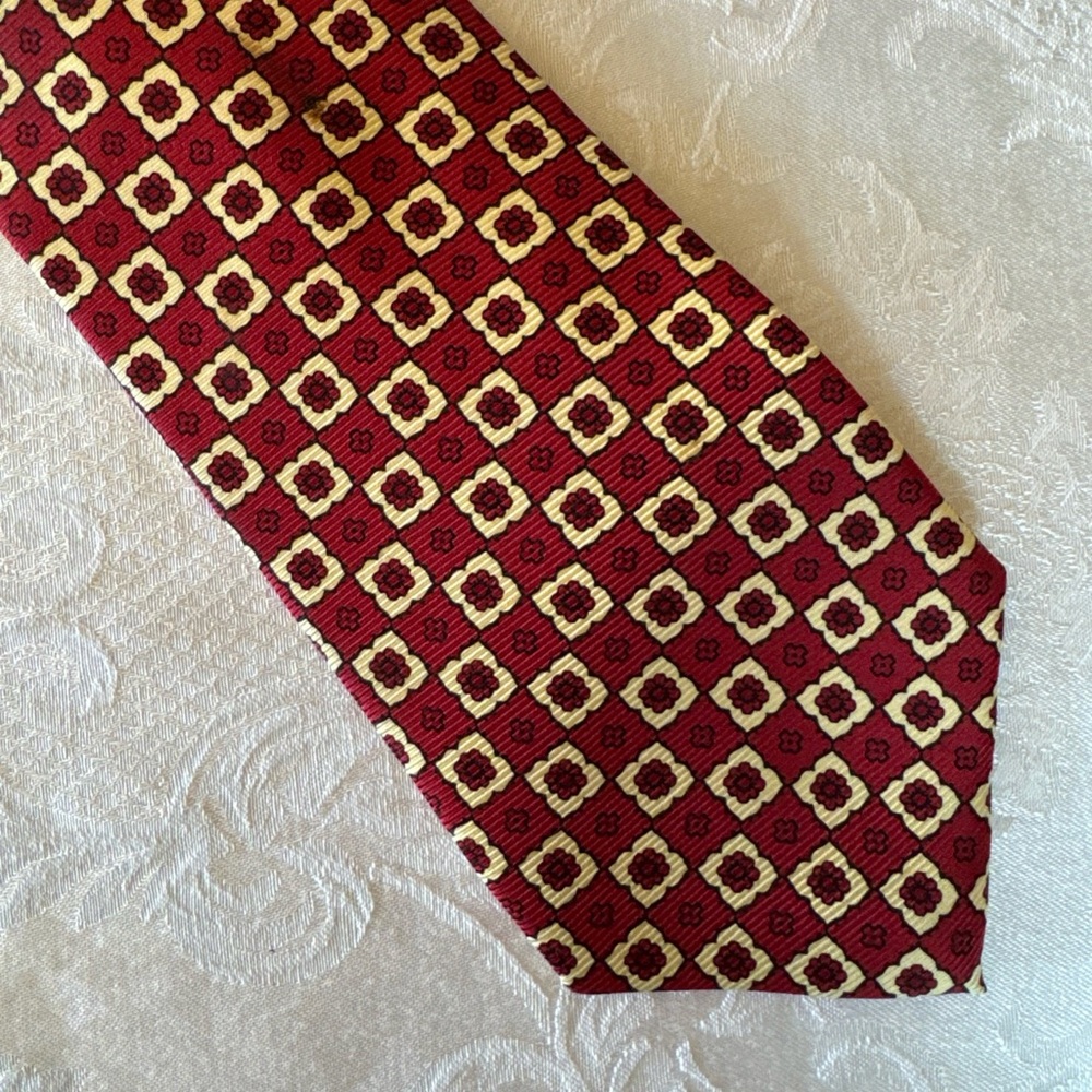 Vintage Polo Ralph Lauren Red and Cream Geometric Silk Men’s Tie